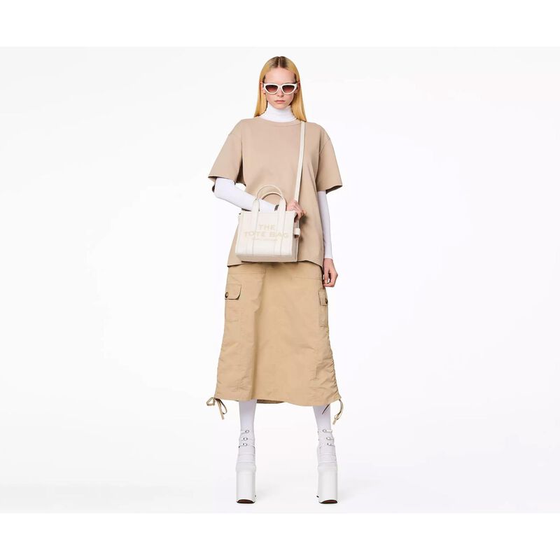 MARC JACOBS The Leather Small Tote Bag image number 11